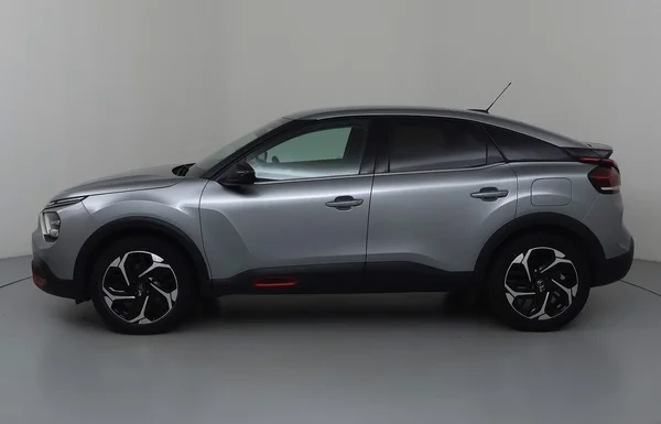 Citroen C4 (2021) — foto 12 van 31