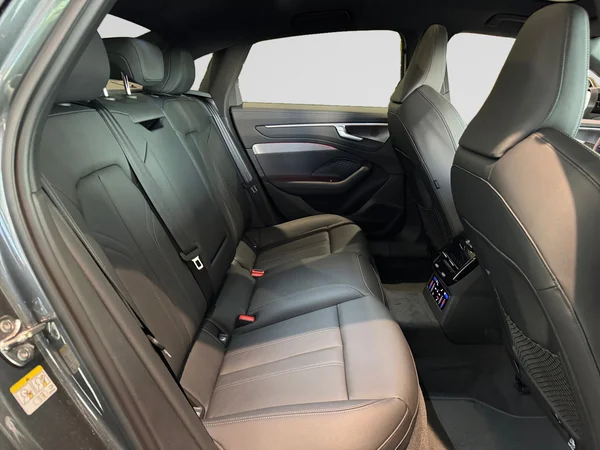 AUDI A6 e-hybrid (PHEV) (2026) — foto 9 van 24
