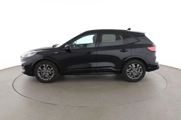 Ford Kuga (2022) — foto 9 van 16