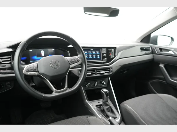 VOLKSWAGEN Polo (2023) — foto 5 van 24