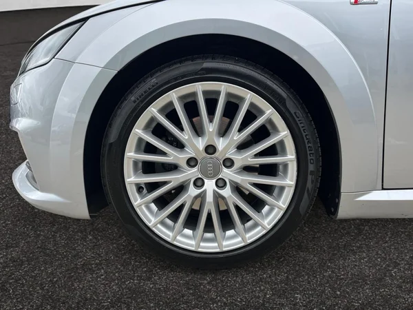 AUDI TT Coupé (2018) — foto 13 van 22