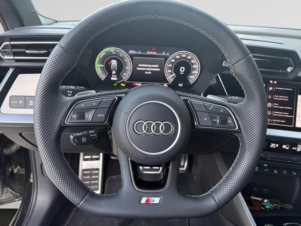 AUDI A3 Sportback PHEV (2026) — foto 4 van 23