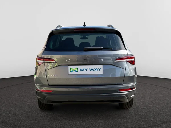 SKODA Karoq (2026) — foto 9 van 15