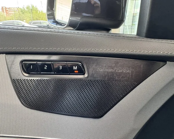 Volvo XC90 (2024) — foto 10 van 30