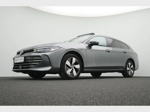 VOLKSWAGEN Passat SW (2025) — foto 23 van 33