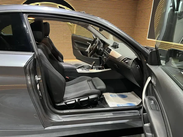 Bmw 220 (2021) — foto 8 van 21