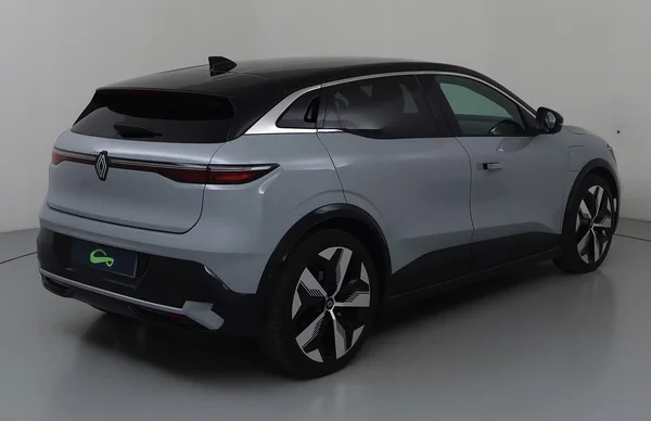 Renault E-Megane E-Tech (2022) — foto 31 van 35