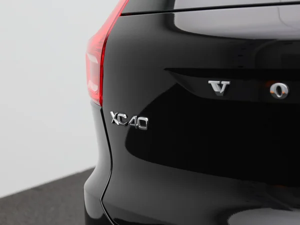 Volvo XC40 (2023) — foto 32 van 41