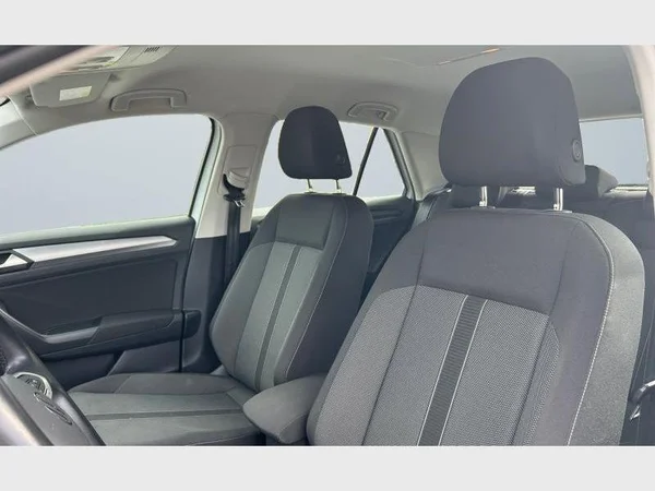 Volkswagen T-Roc (2022) — foto 29 van 29