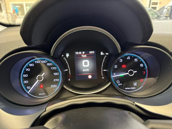 FIAT 500X (2023) — foto 6 van 22