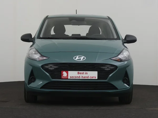 HYUNDAI i10 (2025) — foto 23 van 25