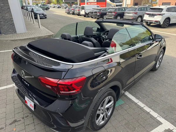 VOLKSWAGEN T-Roc Cabriolet (2025) — foto 14 van 24
