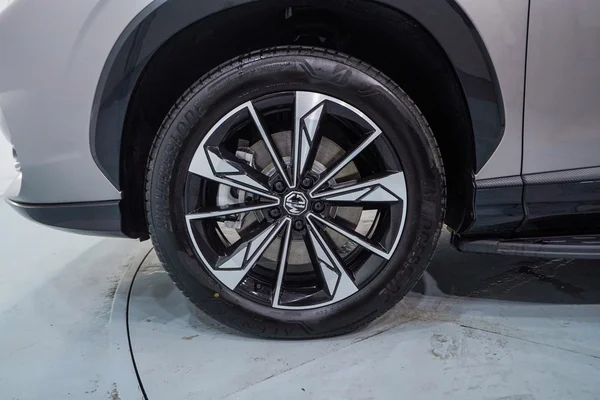 MG HS PHEV (2025) — foto 2 van 38