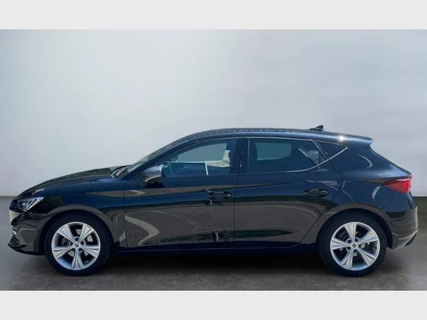 Seat Leon (2022) — foto 27 van 32