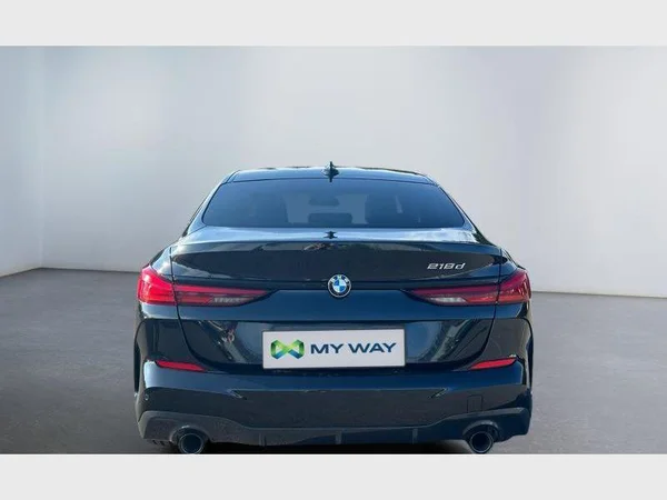 BMW 2 Gran Coupé (2022) — foto 24 van 29
