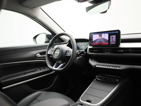 Jeep Avenger (2024) — foto 30 van 42