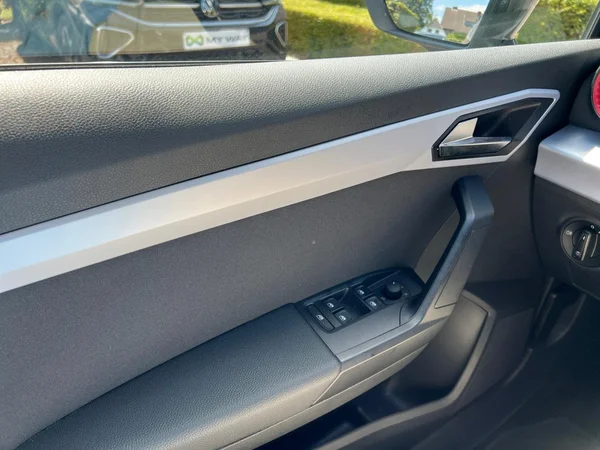 SEAT Arona (2023) — foto 8 van 24