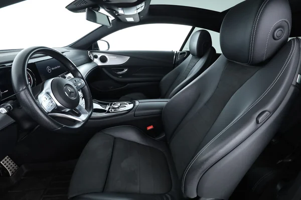 Mercedes-Benz E-Klasse (2019) — foto 16 van 16