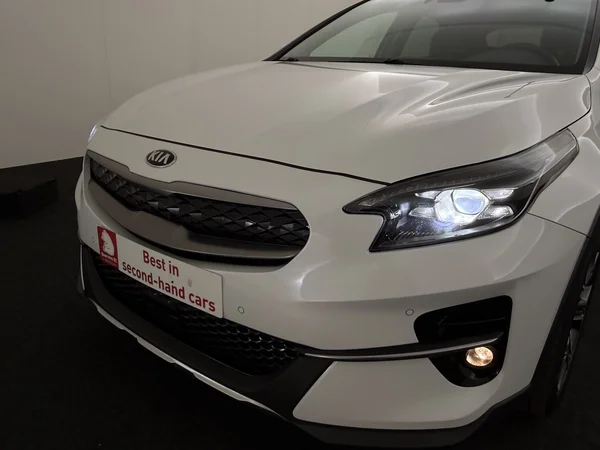 KIA XCeed (2021) — foto 27 van 33