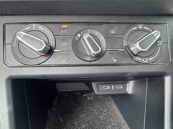 Volkswagen Polo (2022) — foto 15 van 22