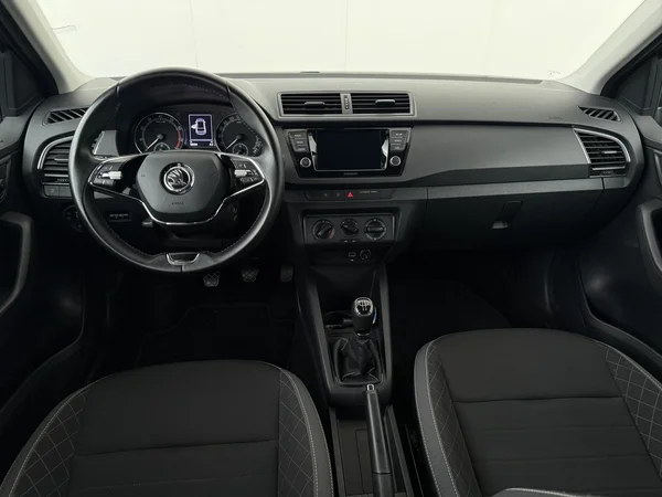SKODA Fabia (2021) — foto 26 van 26