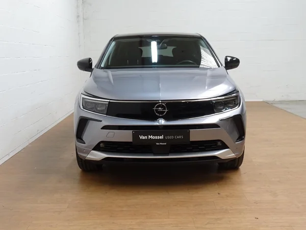 Opel Grandland (2022) — foto 2 van 21