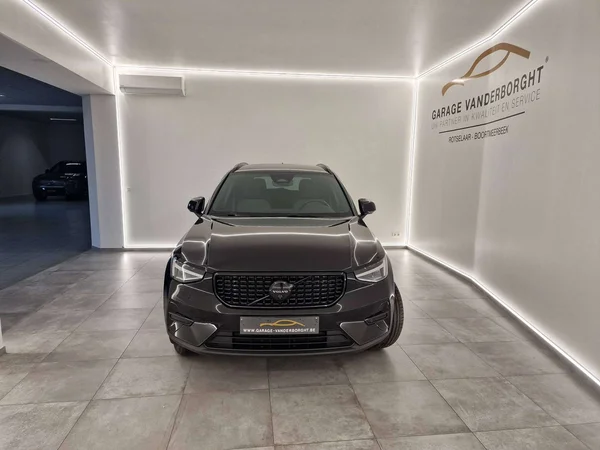 Volvo XC40 — foto 9 van 16