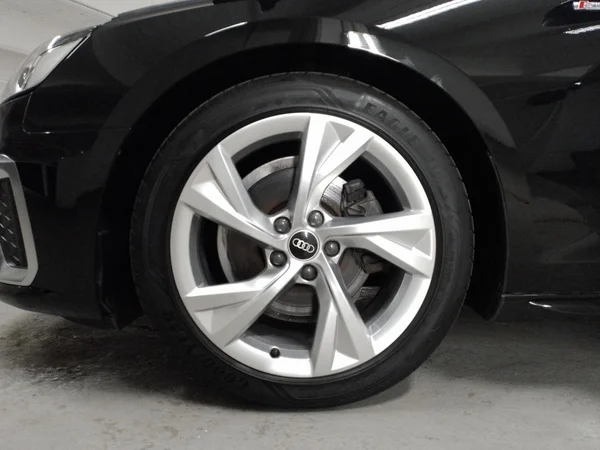 AUDI A4 Avant (2021) — foto 15 van 23