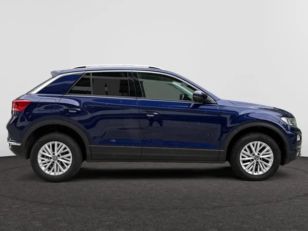 VOLKSWAGEN T-Roc (2021) — foto 21 van 24