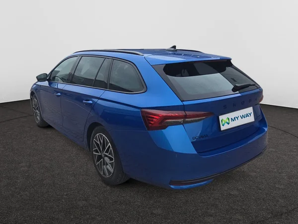 SKODA Octavia Combi (2025) — foto 18 van 24