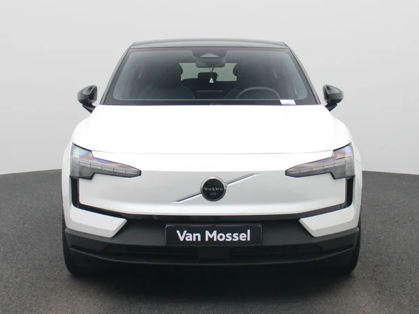 Volvo EX30 (2024) — foto 23 van 43