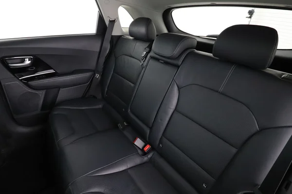 Kia Niro (2017) — foto 5 van 16