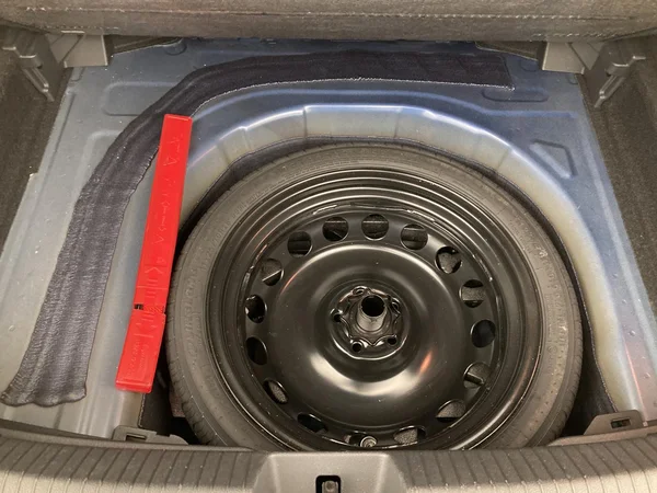 VOLKSWAGEN Taigo (2025) — foto 24 van 36