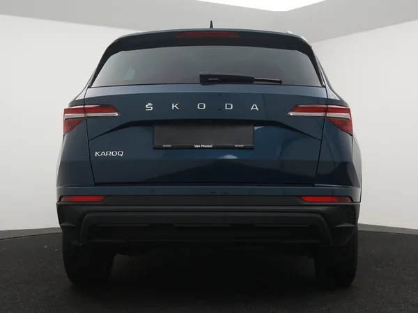 SKODA Karoq (2023) — foto 19 van 24