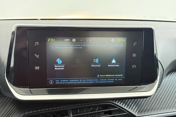 Peugeot E-208 (2022) — foto 14 van 41