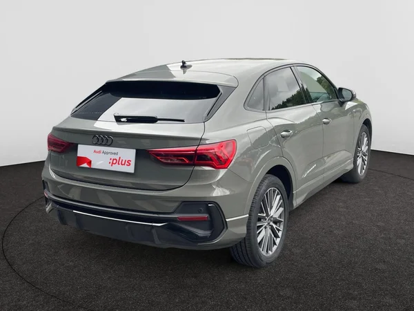 AUDI Q3 Sportback (2024) — foto 21 van 21