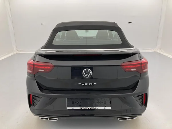 VOLKSWAGEN T-Roc Cabriolet (2022) — foto 32 van 48
