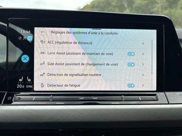 VOLKSWAGEN Golf VIII Dsl (2023) — foto 19 van 35