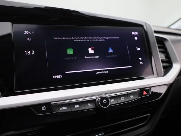 Opel Grandland (2022) — foto 15 van 34