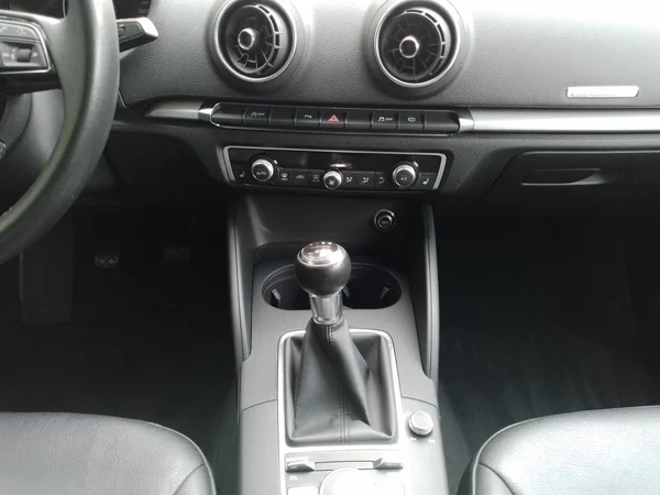 AUDI A3 Sedan (2020) — foto 3 van 23