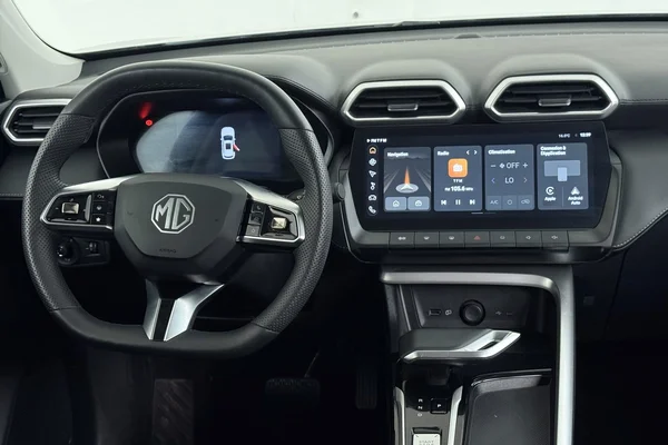 MG ZS Hybrid+ (HEV) (2025) — foto 2 van 26