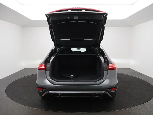 Audi A6 Sportback e-tron (2025) — foto 30 van 37