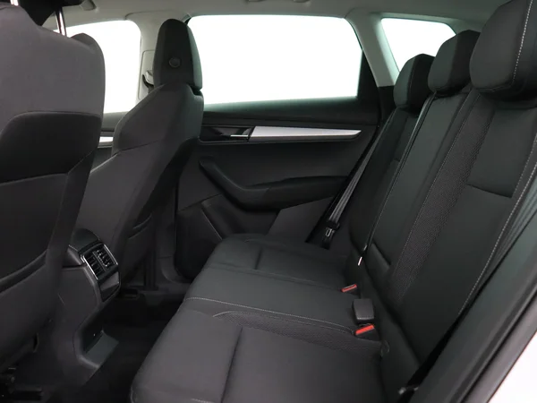 SKODA Karoq (2023) — foto 5 van 27