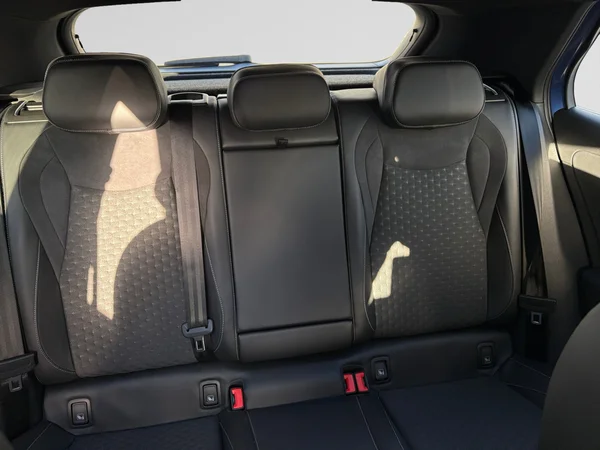 VOLKSWAGEN T-Roc (2026) — foto 12 van 16
