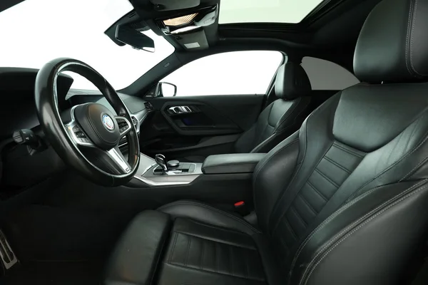 BMW 2-serie (2023) — foto 16 van 16