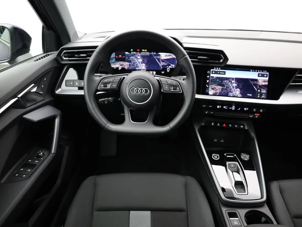 AUDI A3 Sportback (2024) — foto 13 van 23