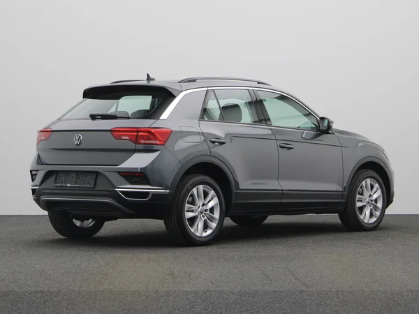 VOLKSWAGEN T-Roc (2021) — foto 12 van 19