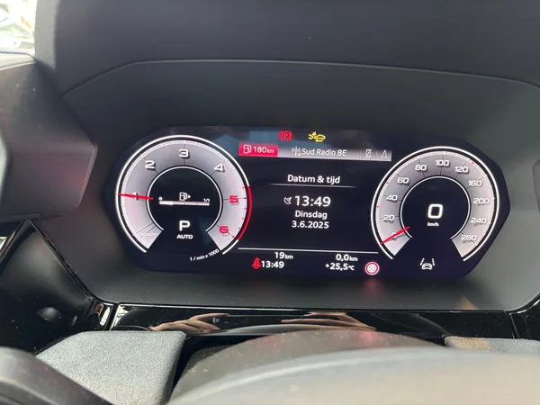 AUDI A3 Alltstreet (2025) — foto 22 van 24