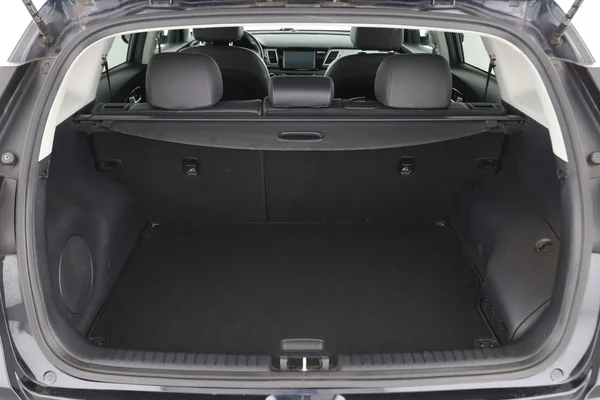 Kia Niro (2017) — foto 8 van 16