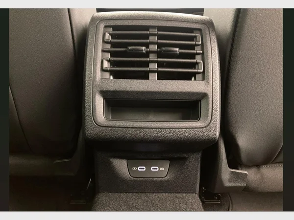 VOLKSWAGEN Golf VII SW (2026) — foto 5 van 35
